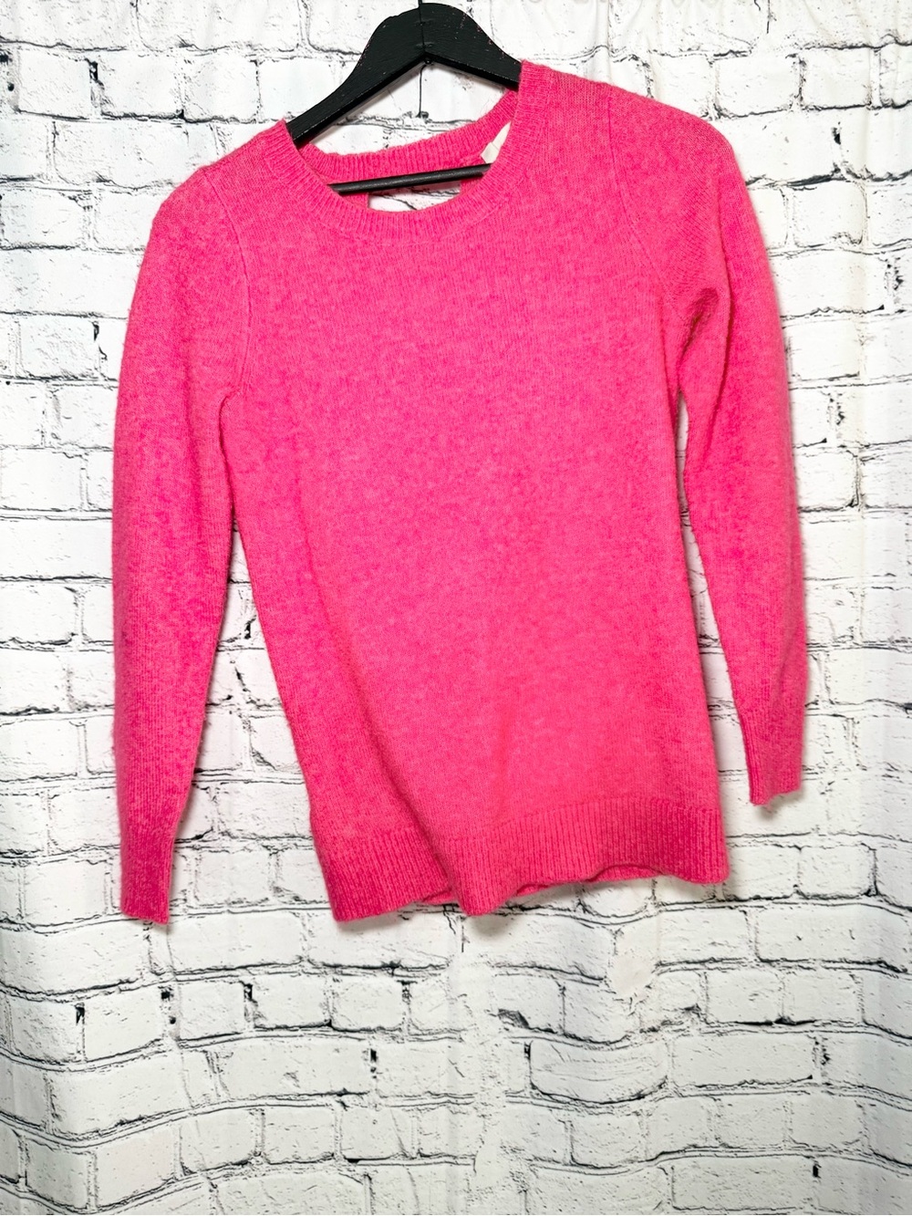 Loft. Pink sweater. Size XS